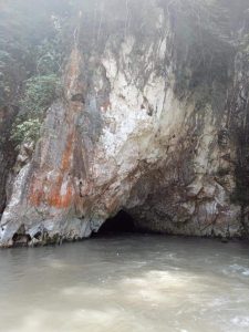 El boquerón la SEGUNDA belleza natural del estado de Veracruz, ubicado a 7 km de Tepatlaxco. Ven y conoce nuestro centro turístico.